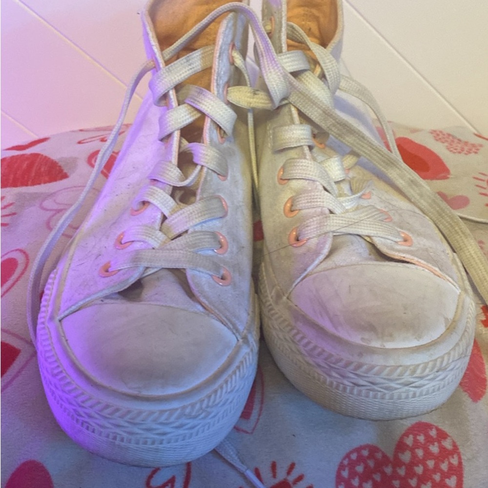 Kids High-Top Sneakers - White